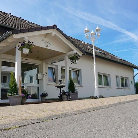 Haus Loehrberg Hotel Hemer ภายนอก รูปภาพ