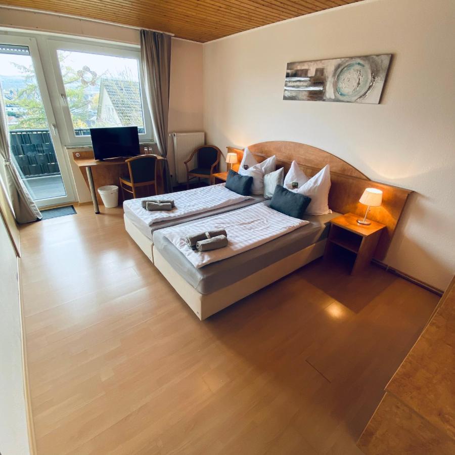 Haus Loehrberg Hotel Hemer ภายนอก รูปภาพ