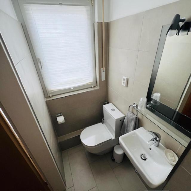 Haus Loehrberg Hotel Hemer ภายนอก รูปภาพ